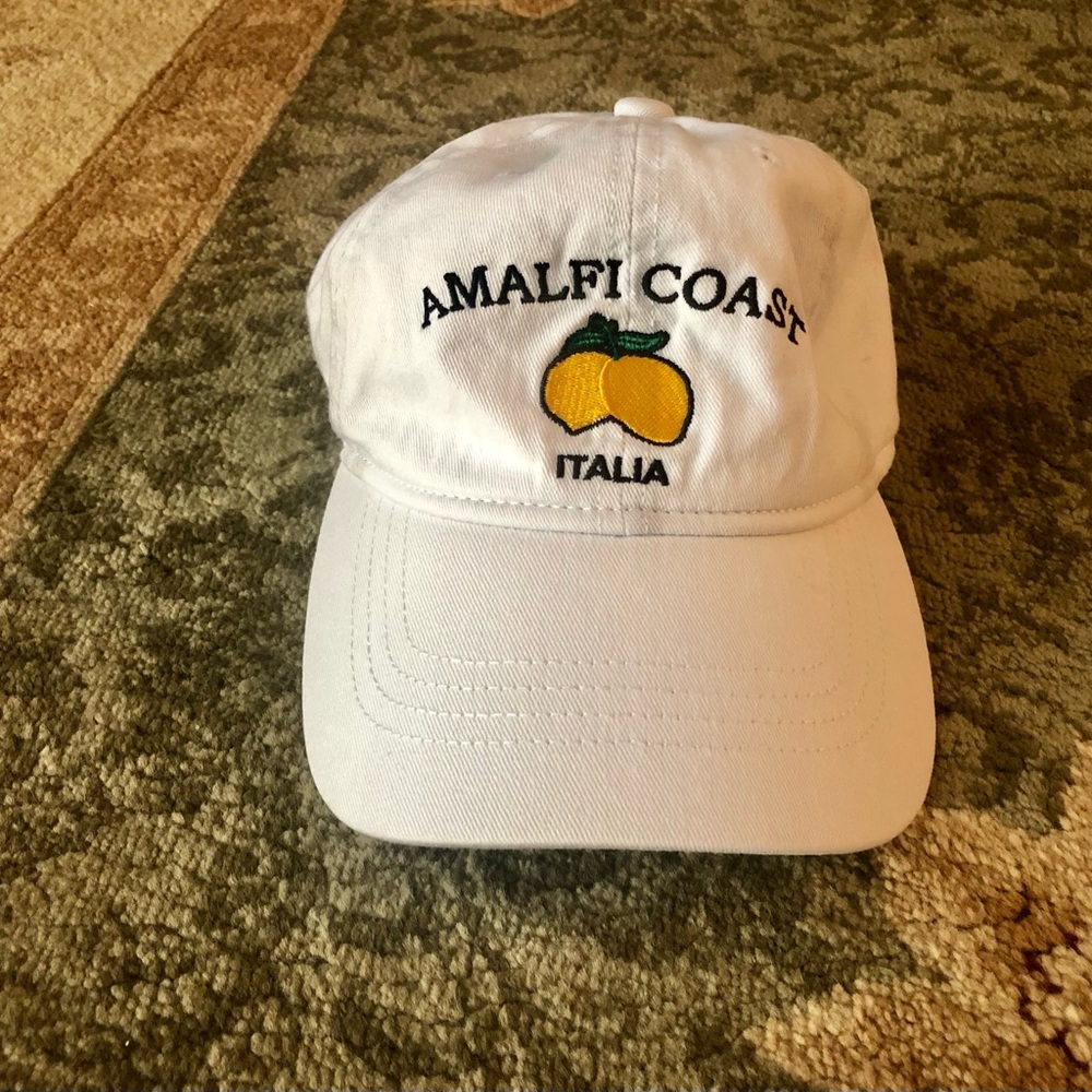 Italia White Cap with Lemon Embroidery